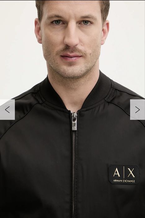 Armani Бомбер новий з бірками на весну