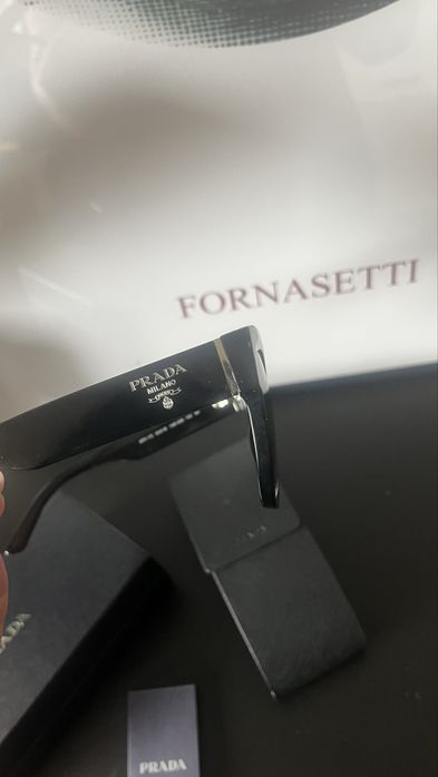 Oryginalne Okulary Przeciwsłoneczne PRADA SPR 17Z Czarne