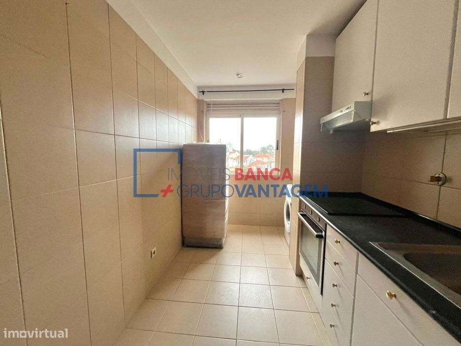 Apartamento T2 C/Varanda - Gondomar