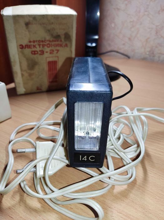 Фото вспышка ФЭ 27 СССР