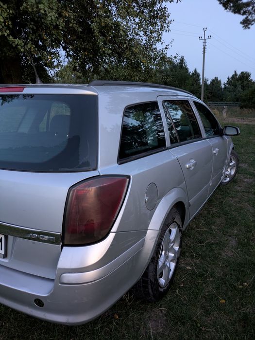 Продам Опель Астра h, 1.9 дизель
