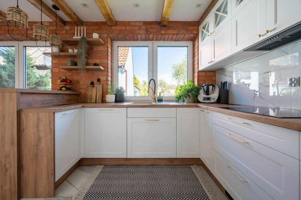 Meble na wymiar - kuchnie, garderoby, łazienki