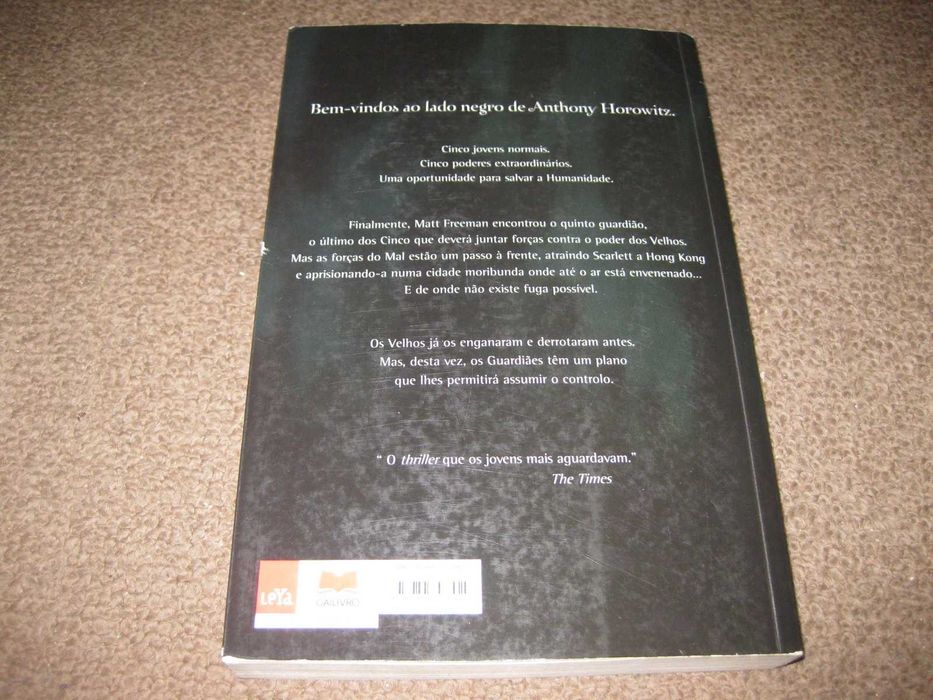 Livro "Necropolis: O Poder dos Guardiães" de Anthony Horowitz