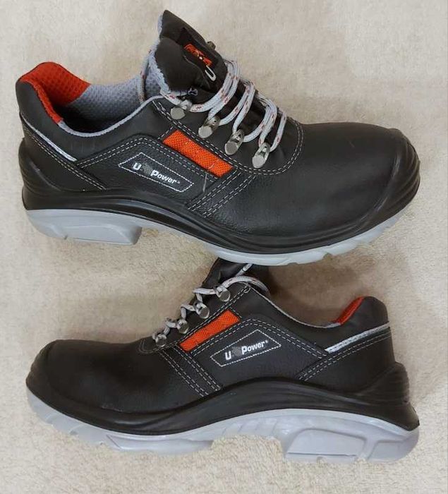 Кросівки    U Power