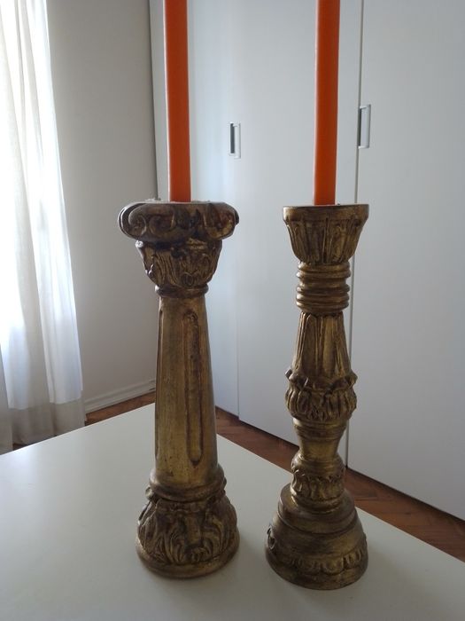 Candelabros de madeira
