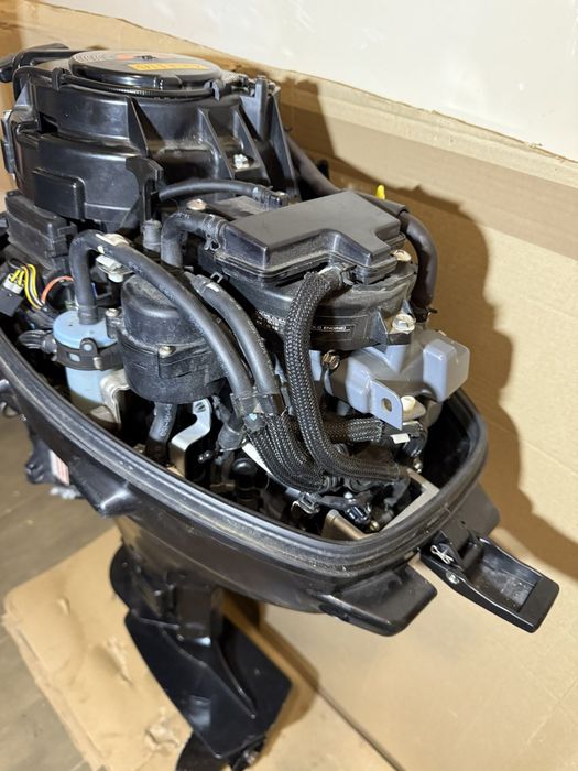 Мотор SUZUKI 4х-тактный