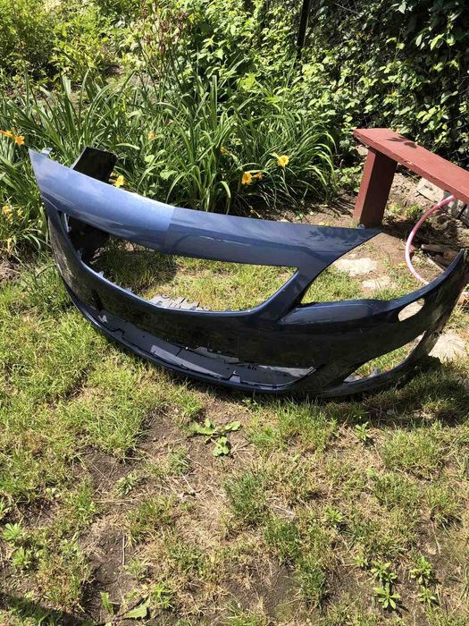 Бампер Opel Astra j