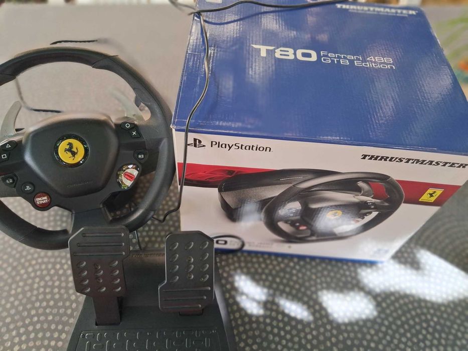 Volante + Pedais Thrustmaster T80
