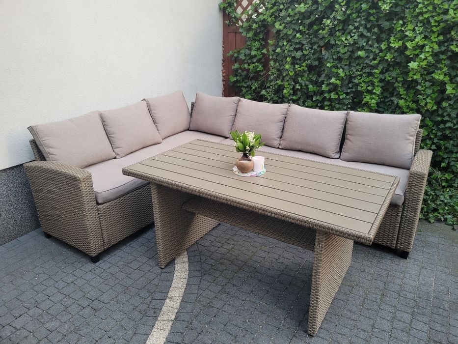 Meble ogrodowe ratanowe