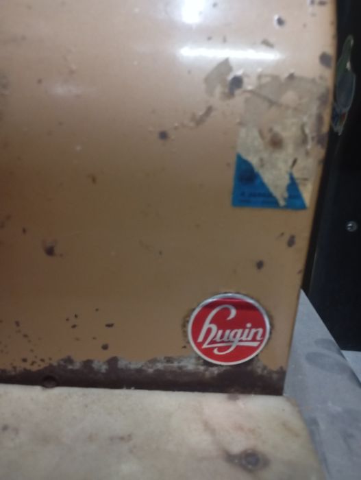 Máquina registradora muito antiga