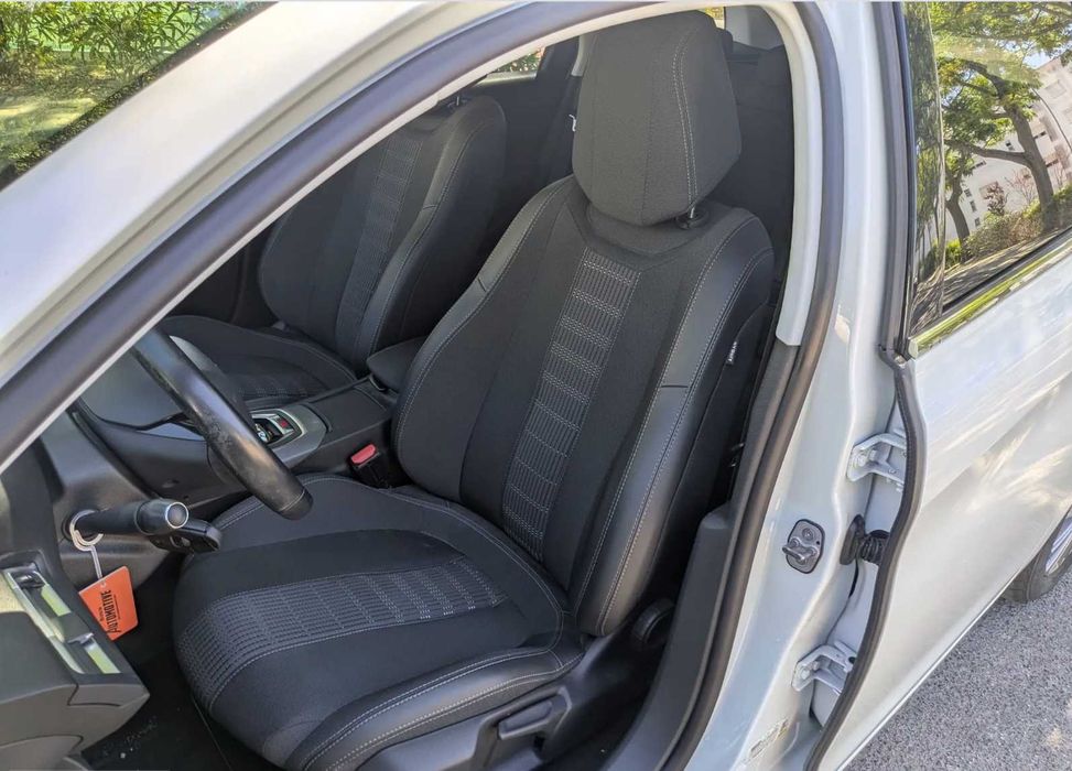Peugeot 308 1.5 BlueHDi Allure Pack