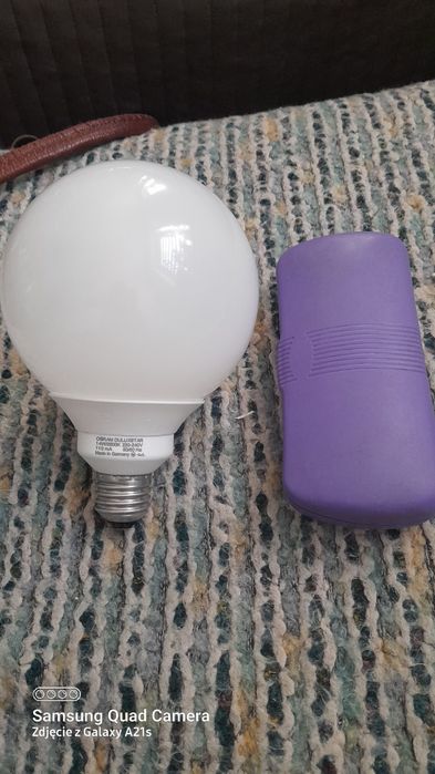 Żarówka duża Osram 14V Świeci 110ma