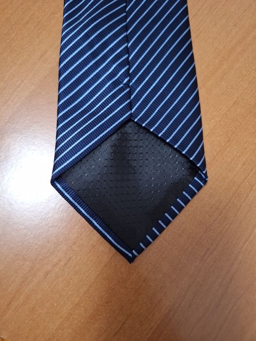 Галстук  фирмы  F&F