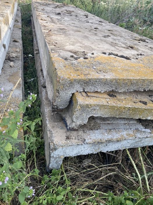 Плиты заборные перекрытия Дорожные б/у 4/1 6/2  красный кирпич