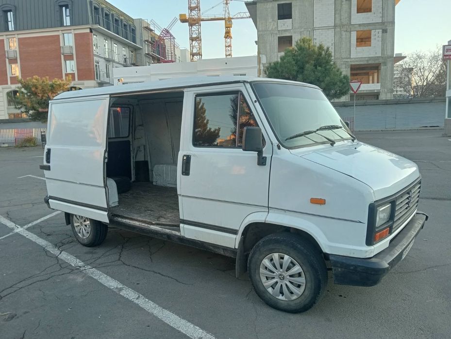 PEUGEOT J5 Пежо бус