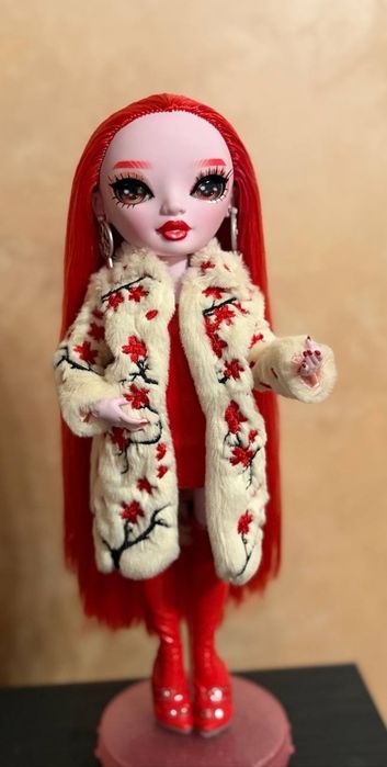 Ляльки Rainbow High