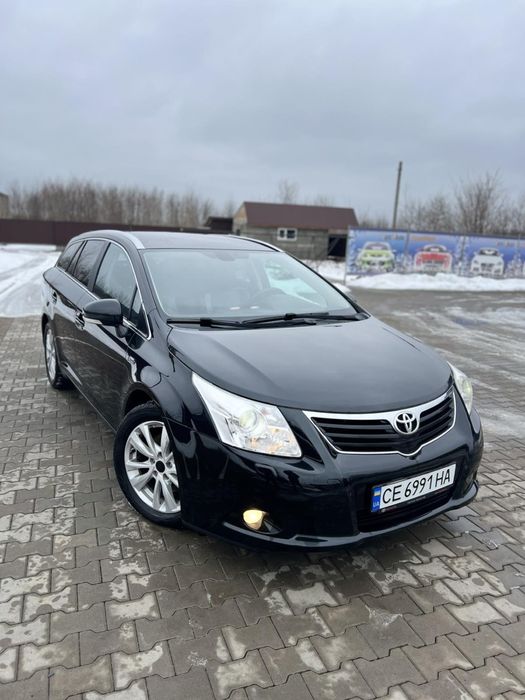 Toyota Avensis 2010. 2.2 дизель