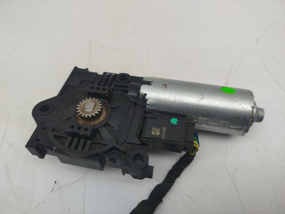 Motor do teto de abrir BMW X3 (G01, F97, G08)