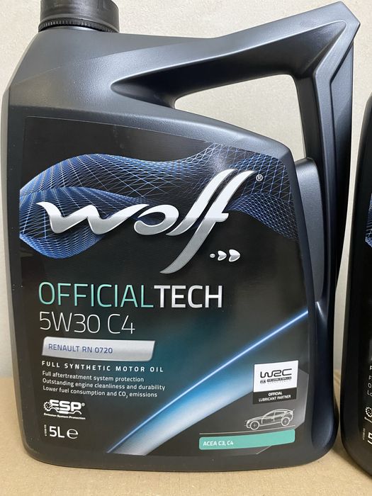 Олива моторна синтетика 5/30 C4 WOLF