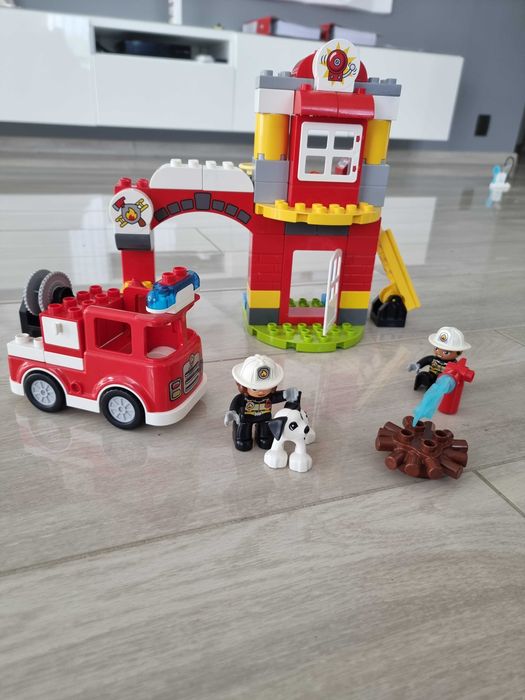 Lego duplo Remiza strażacka 10903