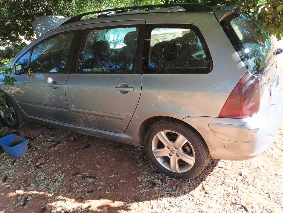 Peugeot 307 1.6 TDI. Para peças ou arranjar