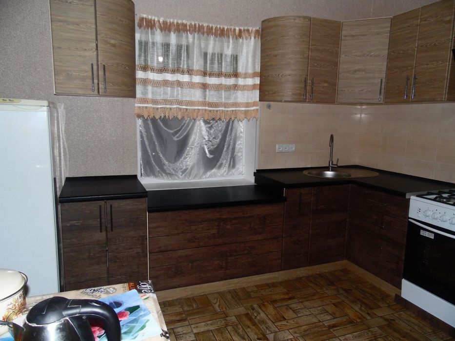 Продам     кухню