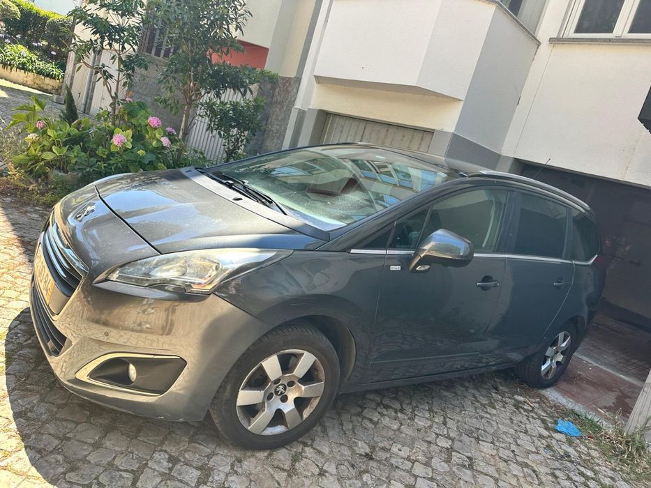 Peugeot 5008 — fotografia 3