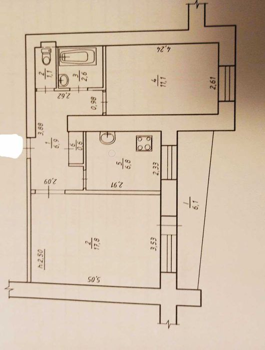 Продам двокімнатну квартиру в центрі!