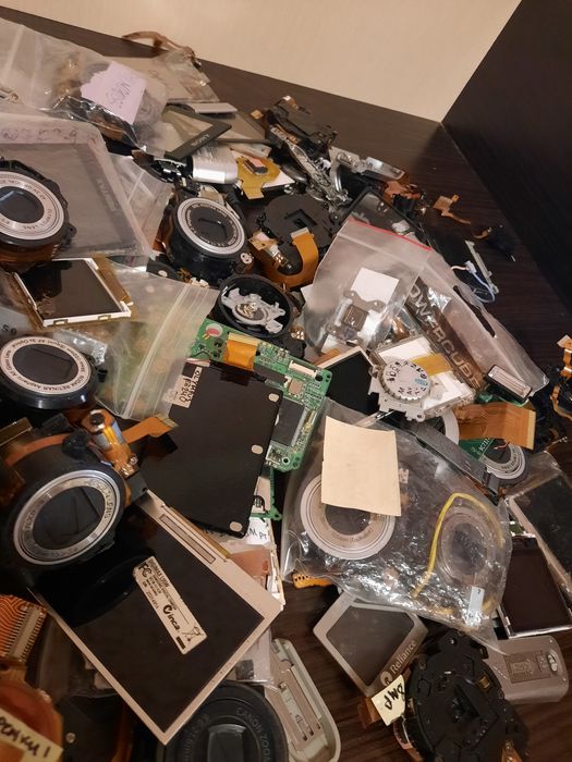 Запчасти для фотоаппаратов