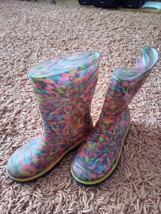 Продам дитячі резинові чоботи