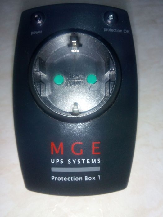 Tomada de Picos de corrente MGE437360161603594240