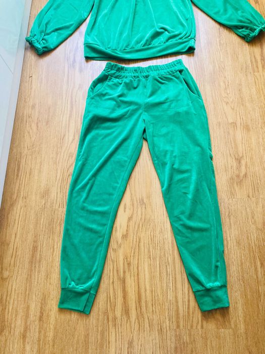 Dres welurowy hiszpanka soczysta zieleń