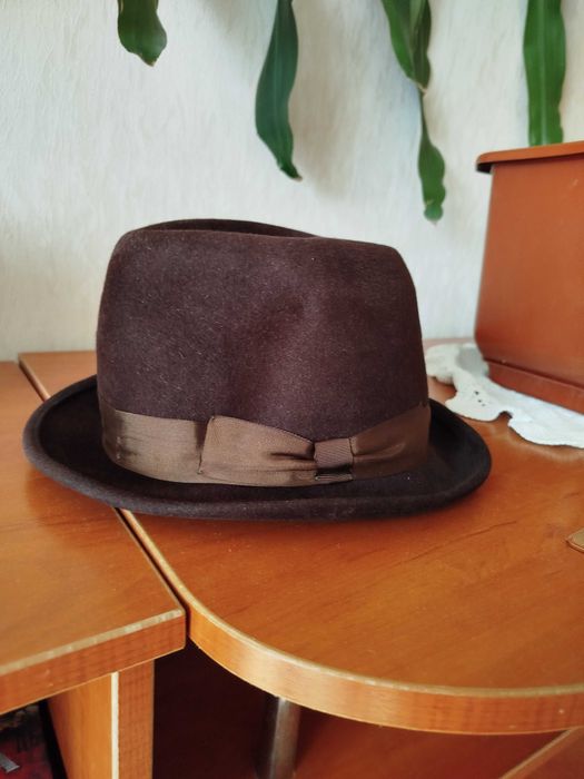 Капелюх фетровий