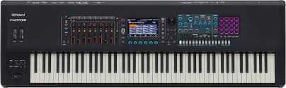ROLAND FANTOM 8 Synthesiser Workstation