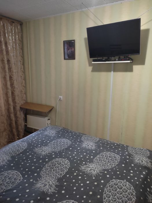 Ж\Д вокзал,Дом офицеров, посуточно и почасово 1к квартира.