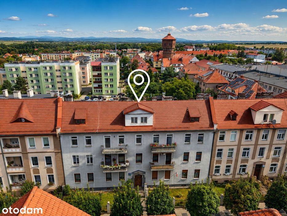 Klimatyczne, duże, 4-pokojowe mieszkanie - 106,88 m²