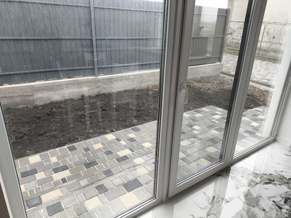 Новый дом в центре Нерубайска, общ 90 м, 3 комнаты. Рядом Усатово.