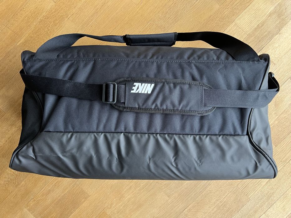 Сумка Nike Academy Team 60 L