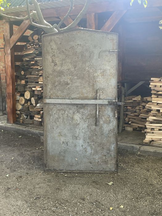 Продам металеві ворота