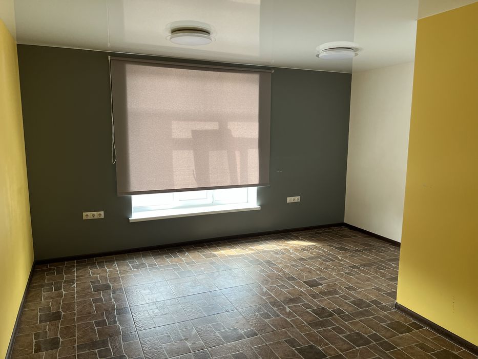 Оренда офіса 20 м2  (Колгоспна 13а)