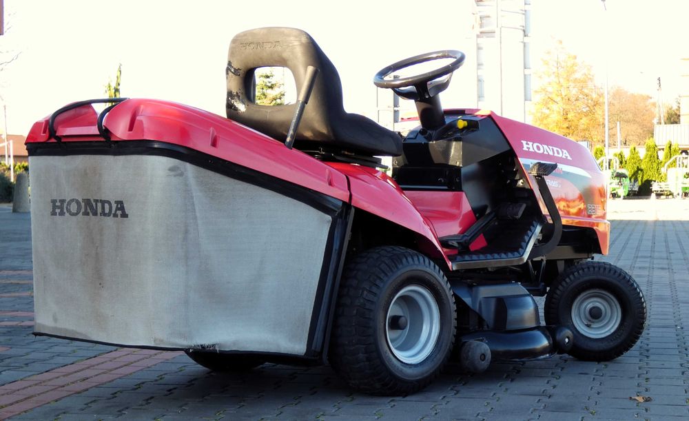 Traktorek kosiarka HONDA 2315 NOWY SILNIK GWARANCJA (311003.5) - Baras