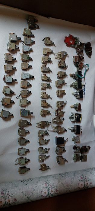 Микропереключатели мт-1,кнопки км-1 и другие переключатели(б.у.)