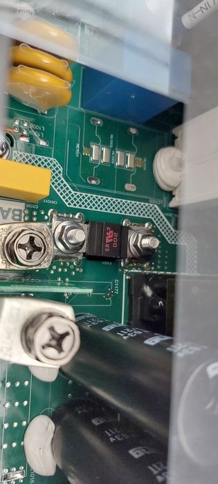 Falownik hybrydowy 6,5Kw