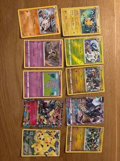 Karty pokemon w dobrym stanie