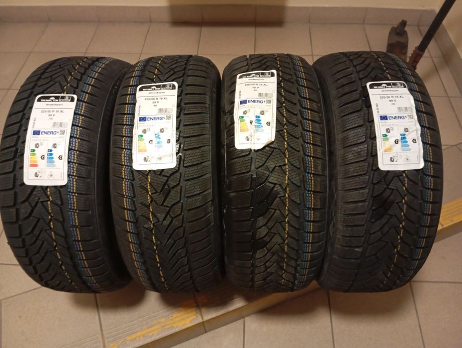 225/50/18 99V Xl   FR Uniroyal WinterExpert