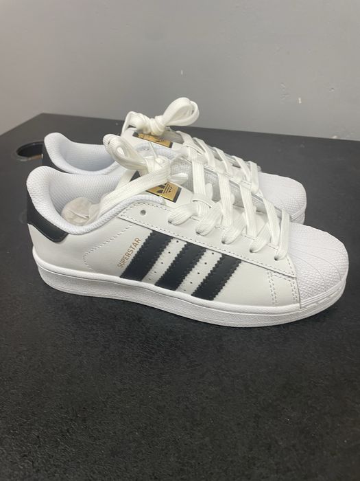 Adidas superstar