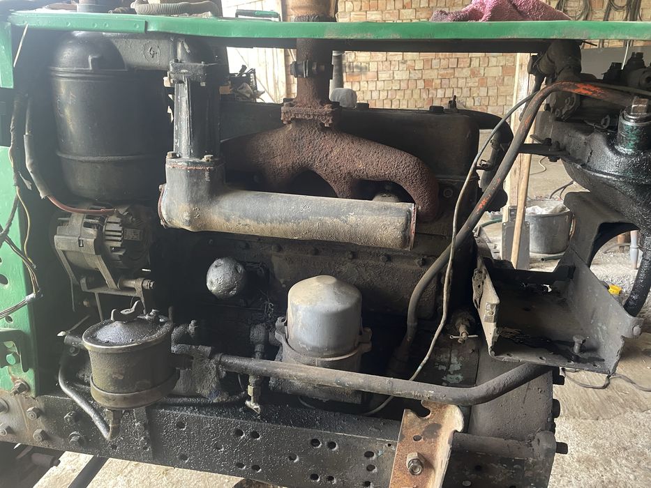 Мотор ЮМЗ Д-65  запчастини