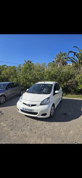 Toyora Aygo em Optimo estado-Super economico