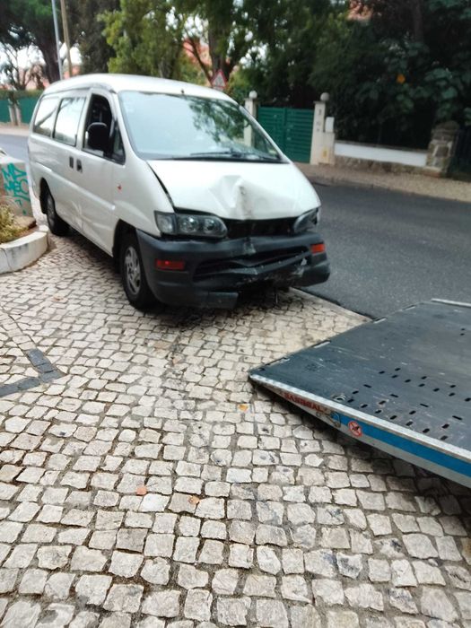 Mitsubishi L400 – 1.500€ Fixos – Venda ou Troca