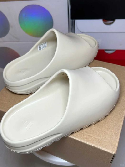adidas Yeezy Slide Bone R.38